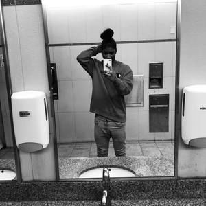 Meet your Posher, Maneva